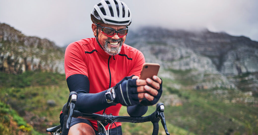 Una guía cardiosaludable para una vida activa después de los 55  