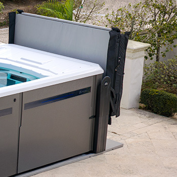 Elevador de cubiertas para spas de natación.