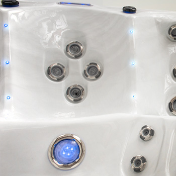 Iluminación LED para la línea de flotación.